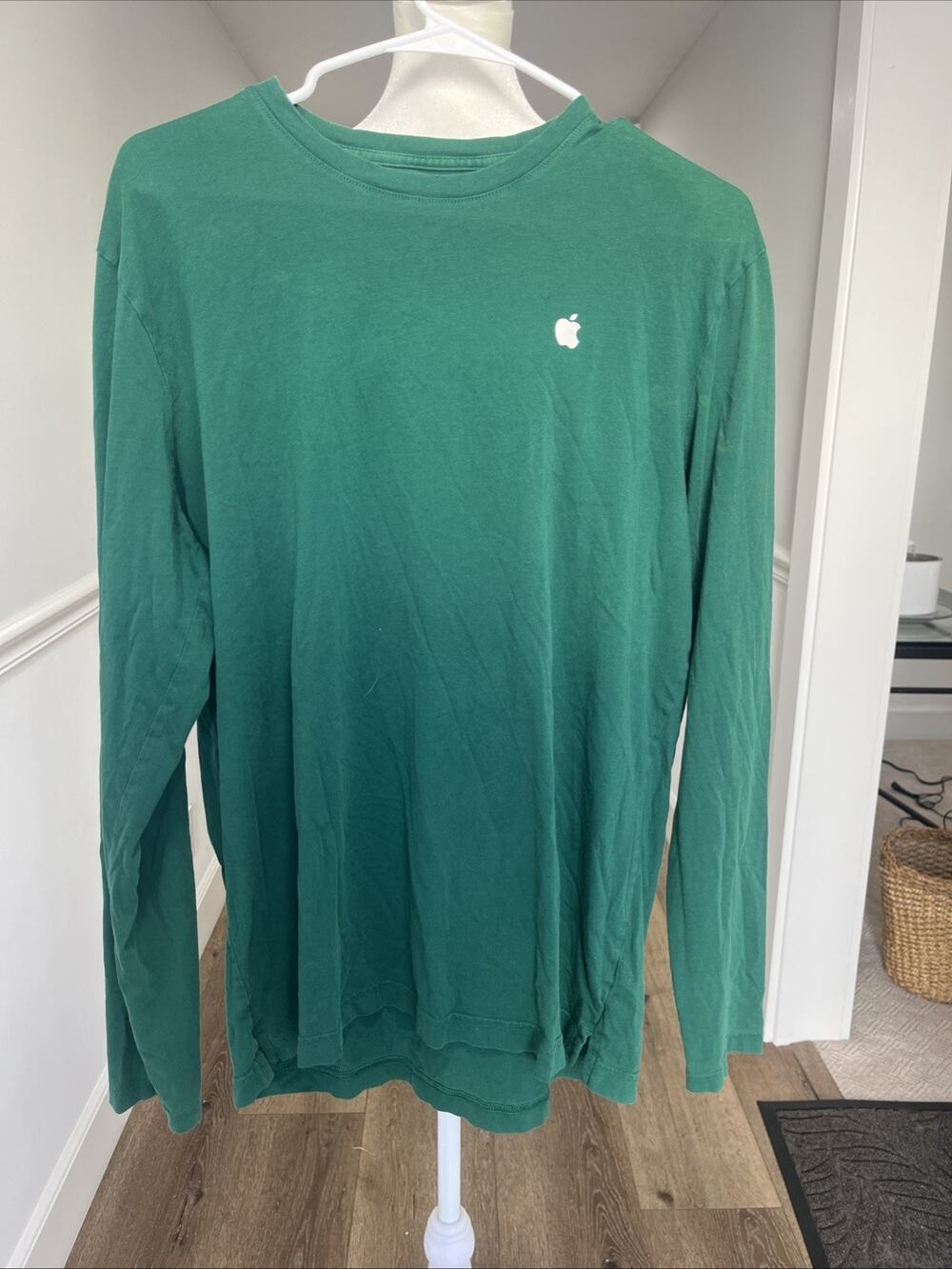 Apple Long Sleeve Shirt Large Green Crew Neck Tee 100% Cotton